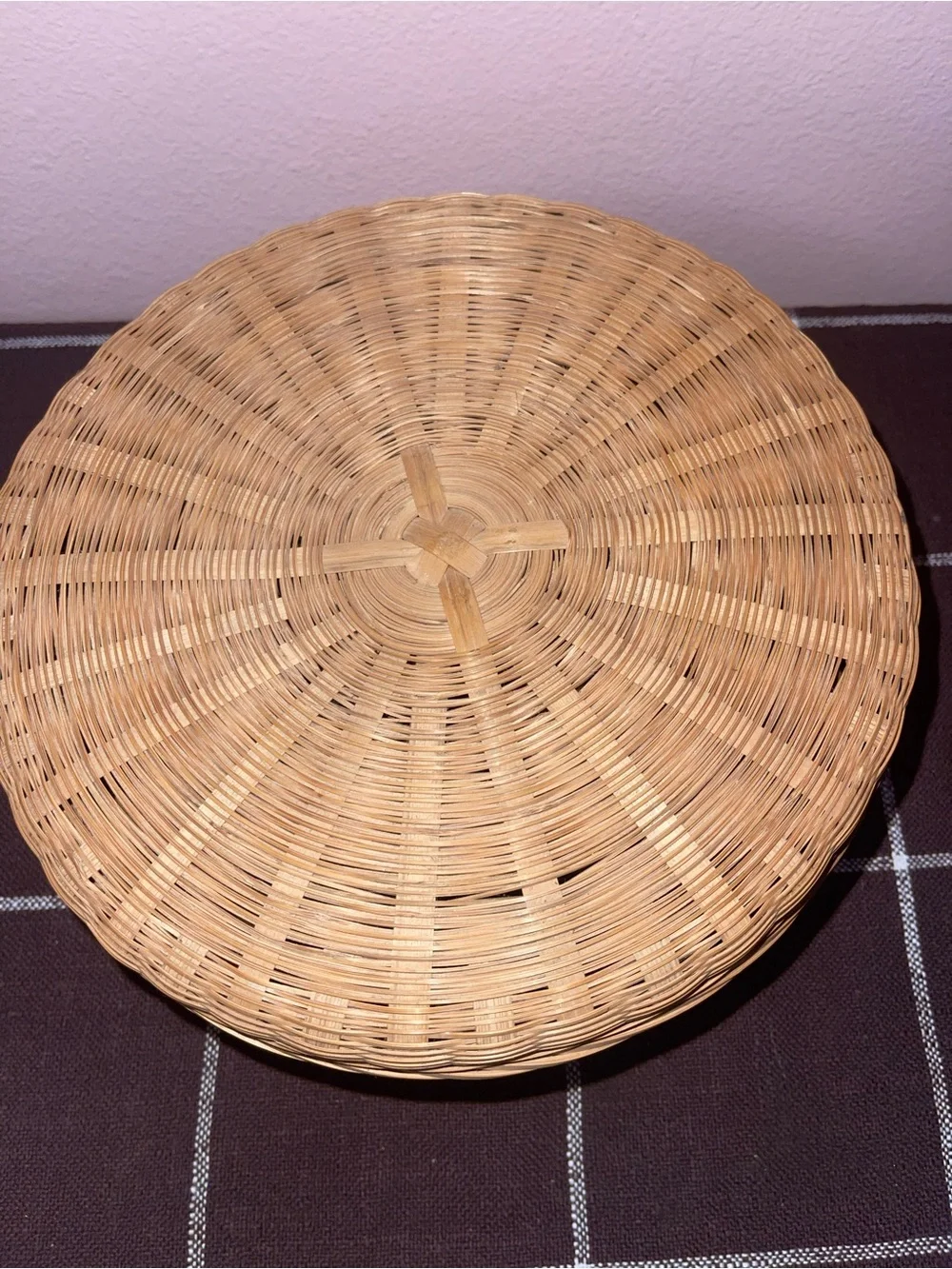 Handwoven Natural Wicker Storage Basket with Lid